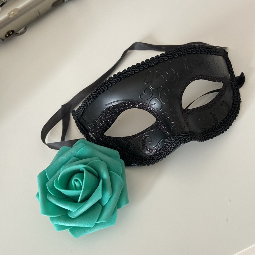 Black strong plastic masquerade mask brand new